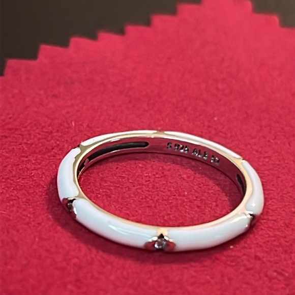 Pandora Me Stones and Enamel Ring Sz 6 - Picture 6 of 11